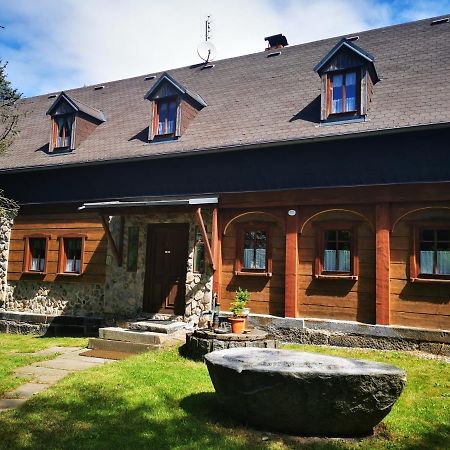 Chaloupka Kralovstvi Villa Sluknov Bagian luar foto